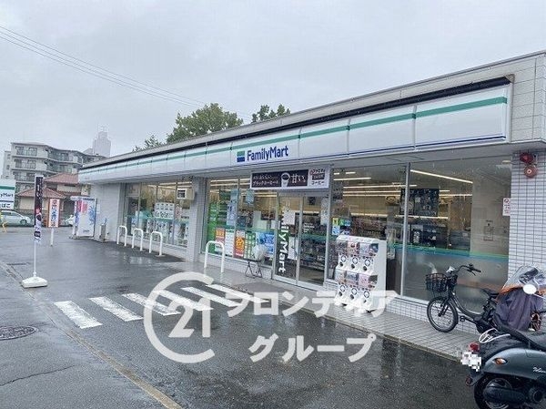 ヴィルヌーブ学園前2メヌエット 中古マンション(ファミリーマート奈良学園大和町店)