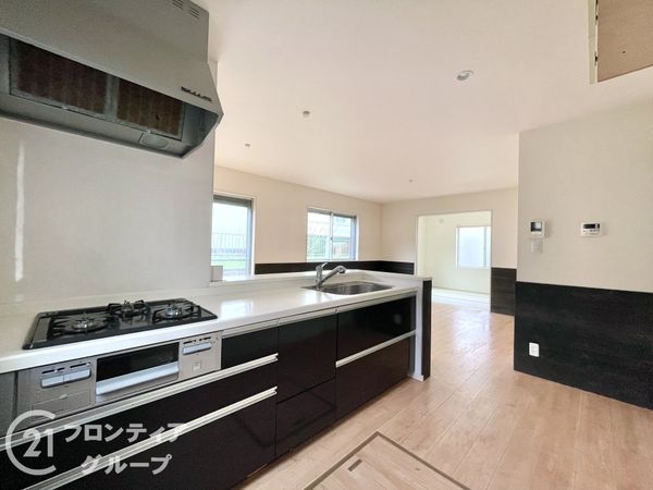 北葛城郡上牧町松里園２丁目の中古一戸建て