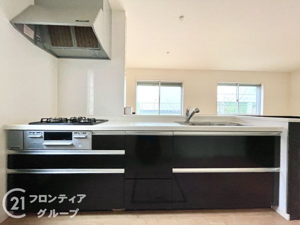 北葛城郡上牧町松里園２丁目　中古一戸建て