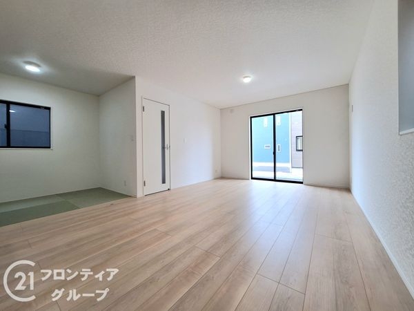 木津川市木津奈良道　新築一戸建て　第３０　５号棟