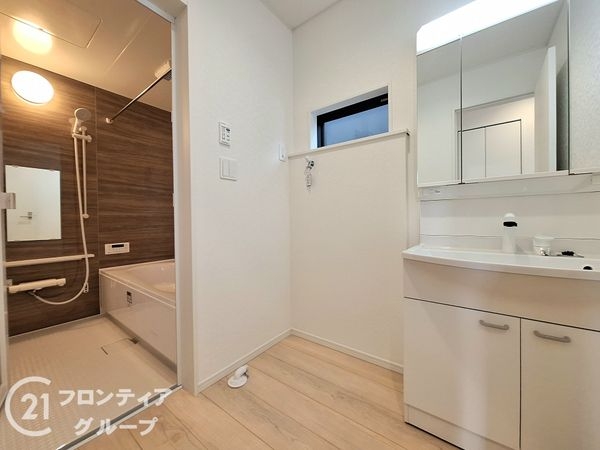 木津川市木津奈良道　新築一戸建て　第３０　４号棟