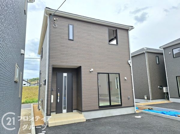 木津川市木津奈良道　新築一戸建て　第３０　３号棟
