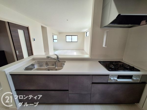 天理市前栽町　新築一戸建て　５期　４号棟