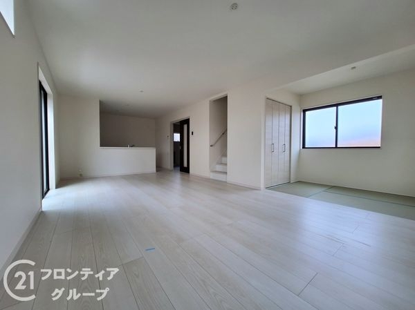 天理市前栽町　新築一戸建て　５期　４号棟