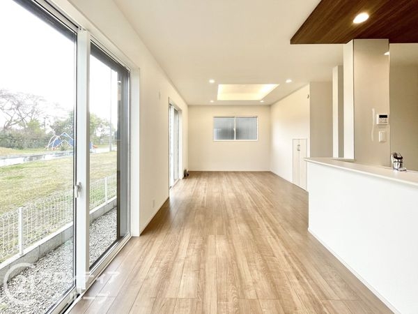 磯城郡川西町大字結崎　新築一戸建て　３号棟