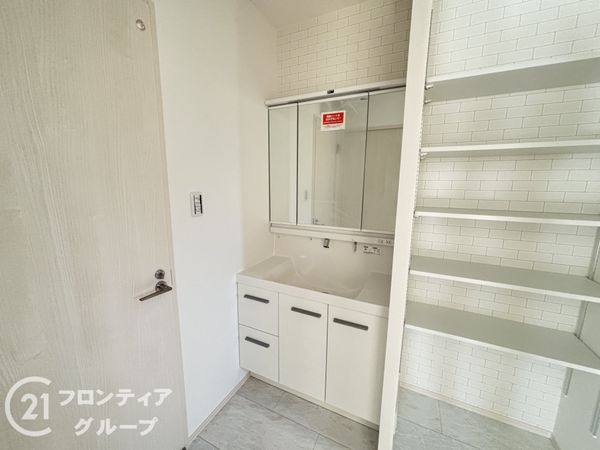 天理市富堂町　新築一戸建て　３号棟