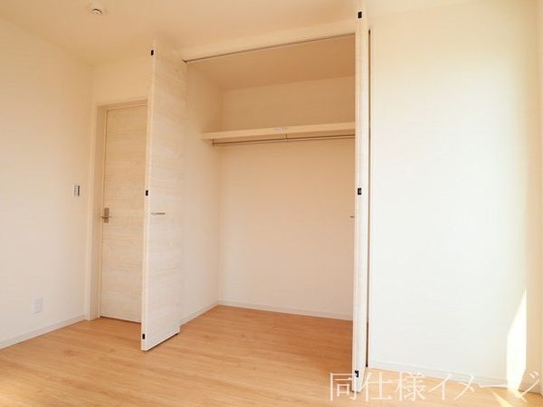 大和高田市大字西坊城　新築一戸建て　８期　１号棟