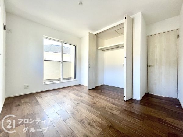 生駒市小明町　新築一戸建て　第７　３号棟