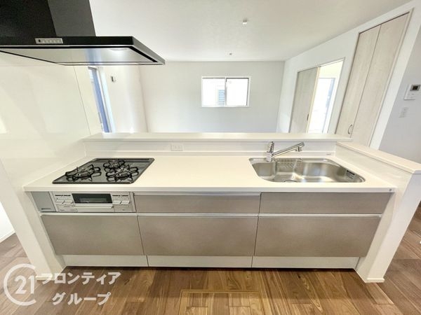 生駒市小明町　新築一戸建て　第７　３号棟