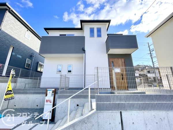 生駒市小明町　新築一戸建て　第７　８号棟