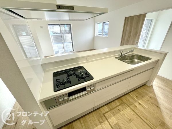 生駒市小明町　新築一戸建て　第７　８号棟