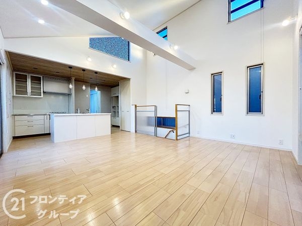 奈良市神殿町の中古一戸建て