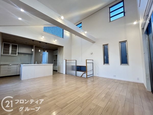 奈良市神殿町の中古一戸建て