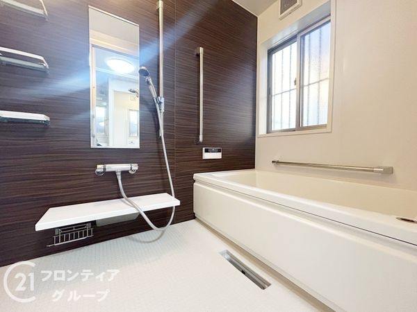 奈良市神殿町　中古一戸建て