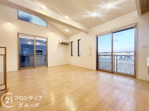 奈良市神殿町の中古一戸建て