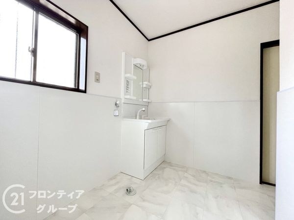 北葛城郡王寺町畠田７丁目の中古一戸建て
