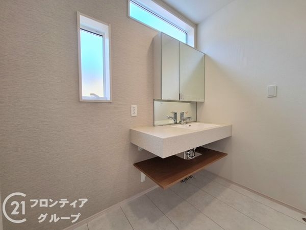 奈良市敷島町２丁目　新築一戸建て　全１区画