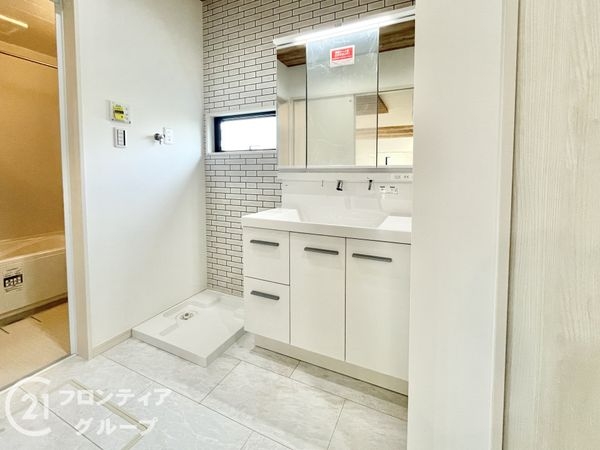 大和高田市西三倉堂１丁目　新築一戸建て　2号地