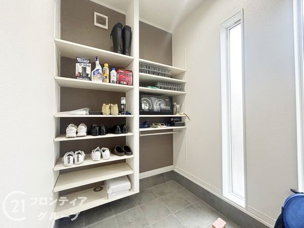 天理市櫟本町の中古一戸建て