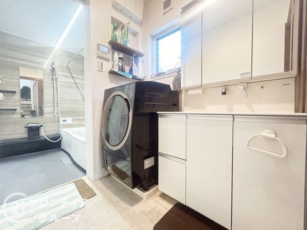 天理市櫟本町の中古一戸建て