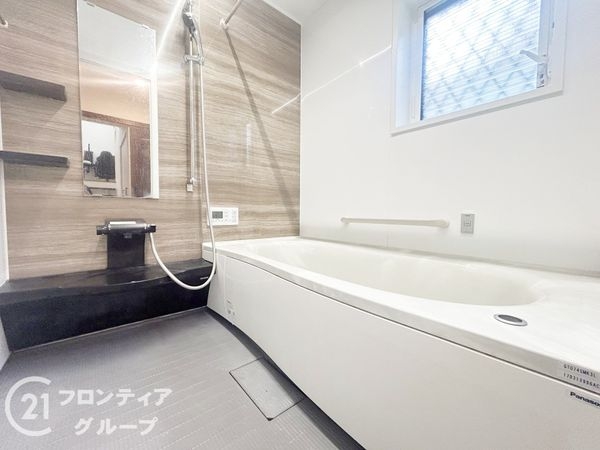 天理市櫟本町　中古一戸建て