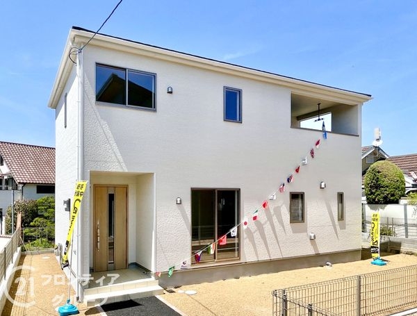 奈良市西登美ヶ丘５丁目　新築一戸建て　第２　全１区画