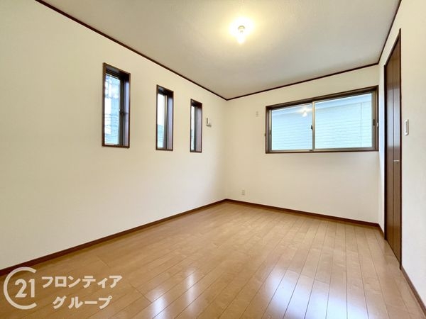 奈良市南肘塚町の中古一戸建て