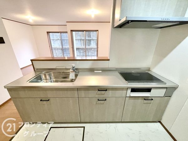 奈良市南肘塚町　中古一戸建て