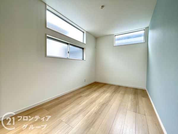 大和郡山市小泉町　新築一戸建て