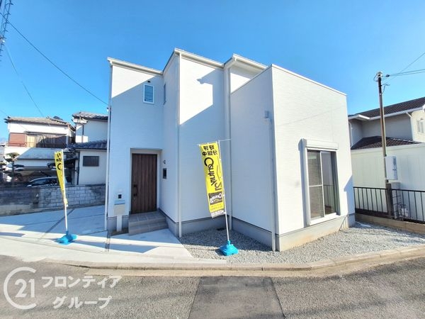 大和郡山市小泉町　新築一戸建て