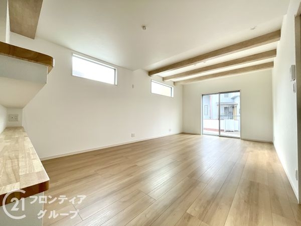 大和郡山市小泉町　新築一戸建て