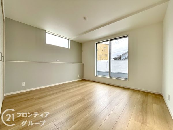 大和郡山市小泉町　新築一戸建て