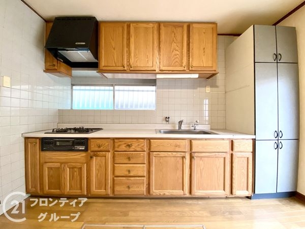 生駒市俵口町　中古一戸建て