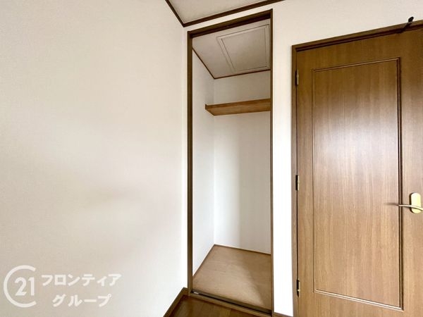 生駒郡斑鳩町興留８丁目の中古一戸建て