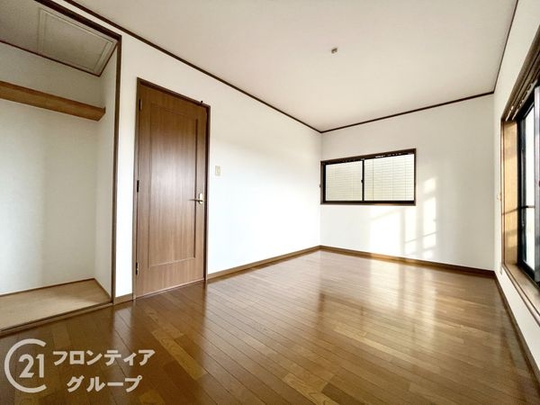 生駒郡斑鳩町興留８丁目の中古一戸建て