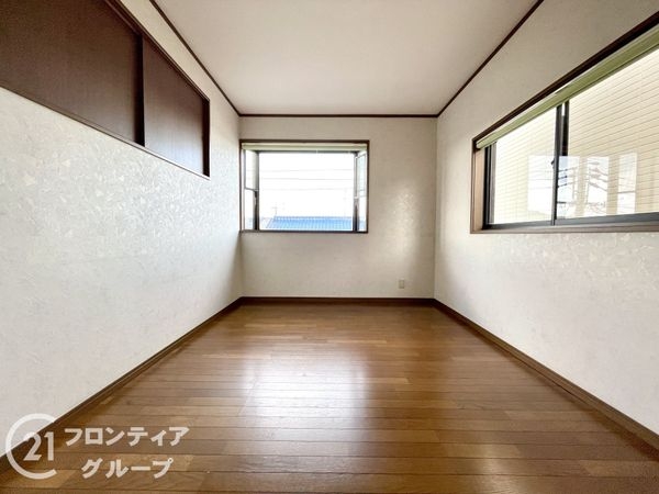 生駒郡斑鳩町興留８丁目の中古一戸建て