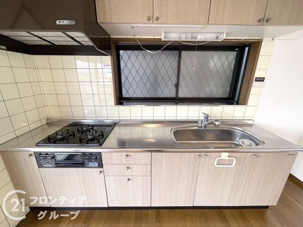 生駒郡斑鳩町興留８丁目の中古一戸建て
