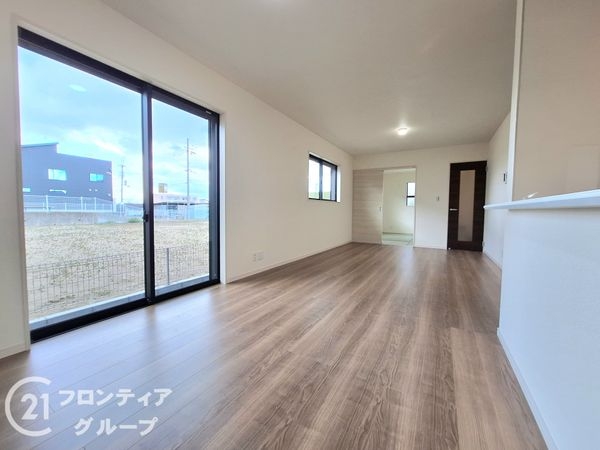 奈良市古市町　新築一戸建て　４期　３号棟
