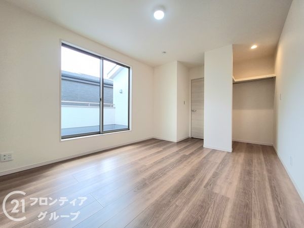 奈良市古市町　新築一戸建て　４期　２号棟