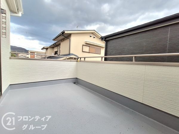 奈良市古市町　新築一戸建て　４期　２号棟