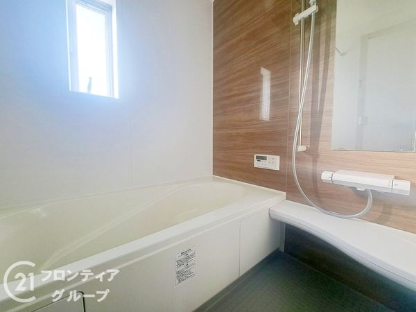 寝屋川市河北中町　中古一戸建て