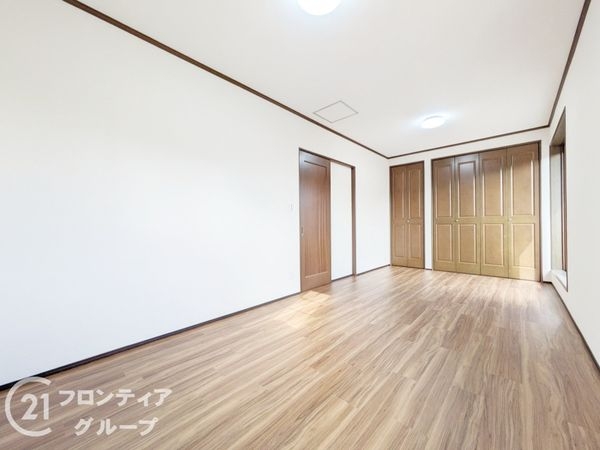 木津川市木津川台７丁目の中古一戸建て