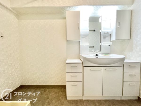 駅前ネオハイツ大和高田　Ｂ棟　中古マンション