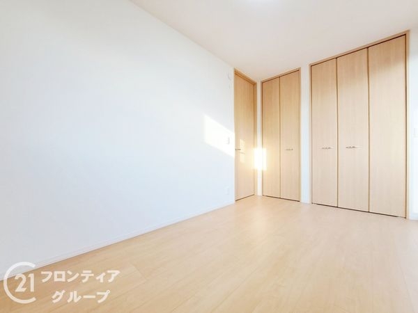 生駒市小明町の中古一戸建て