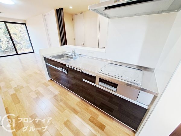 生駒市小明町　中古一戸建て