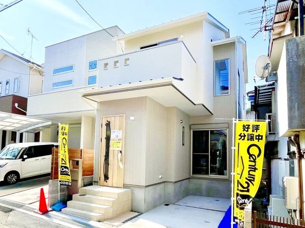 奈良市富雄元町１丁目　新築一戸建て