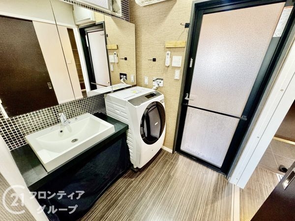 東大阪市宝持３丁目の中古一戸建て