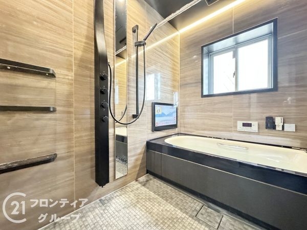 東大阪市宝持３　中古一戸建