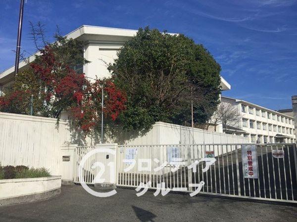 奈良市佐保台1丁目の中古一戸建て(奈良市立佐保台小学校)