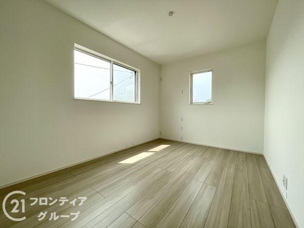 生駒市俵口町　新築一戸建て　1号棟